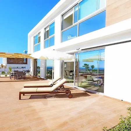 Toscano * Coral Bay