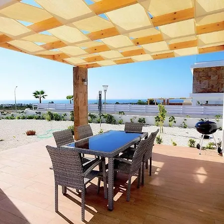 Toscano * Coral Bay